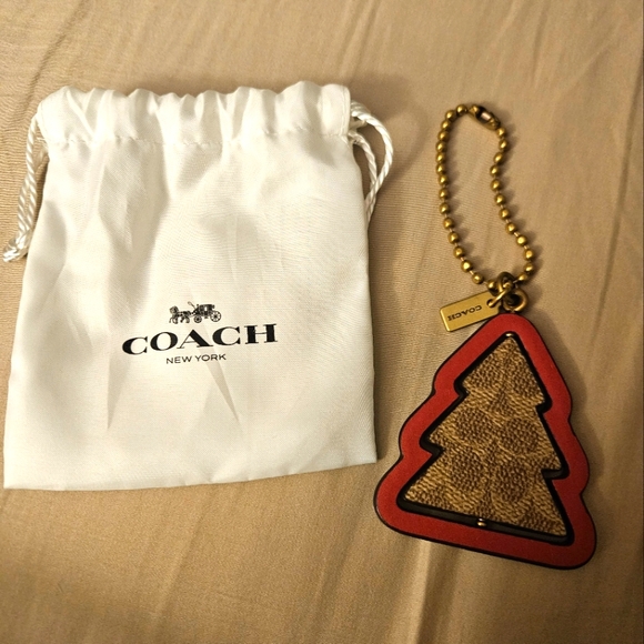 NWOT Coach Christmas Tree Spinner Leather Bag Charm Keychain Ring With Dust Bag - Picture 1 of 10